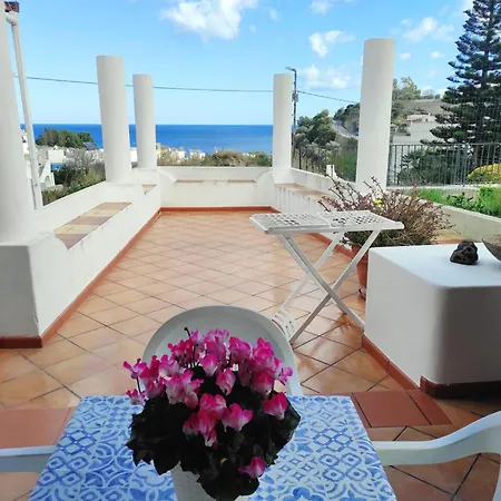 Holiday Home Mennulita Lípara Exterior foto